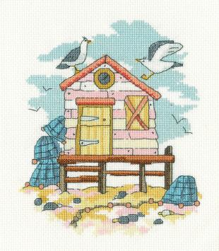 Heritage-Crafts-HC-1747A-Pink-Beach-Hut